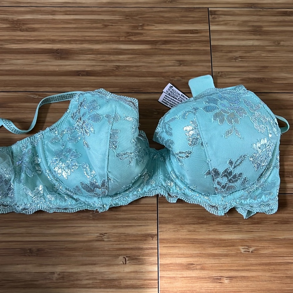 VS bra